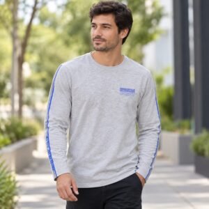 long-sleeve T-shirt
